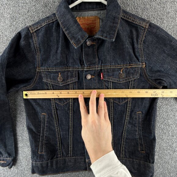 Levis Denim Jacket Boys Size Medium Blue Dark Wash Metal Buttons Classic Cotton - Picture 6 of 15